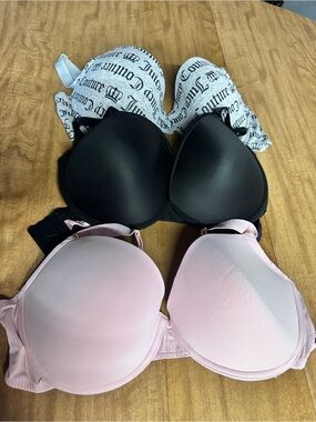 Juicy Couture Black & Light Pink Padded T-Shirt Bras